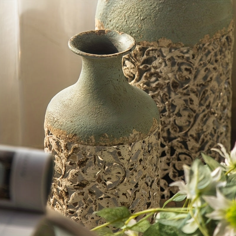 3D Stereoscopic\u002F American Retro Decorative Bottle, Home Decoration Vase, Metal Hollow Flower Vase