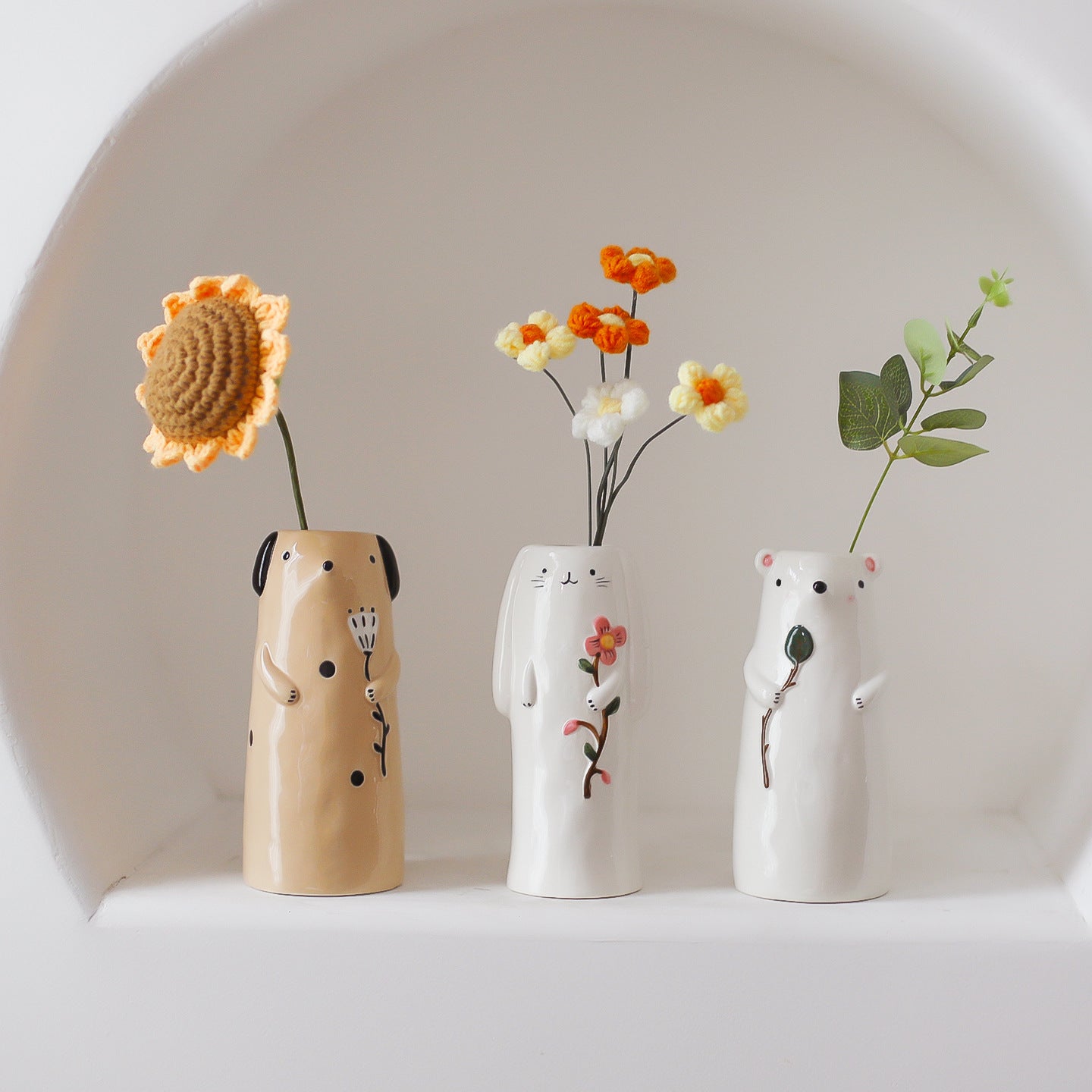 Cartoon Cute Ceramic Hydroponic Plant Vase for Living Room Desktop, Small Flower Pot, Dried Flower Vase, Creative Gift And Decorative Ornament