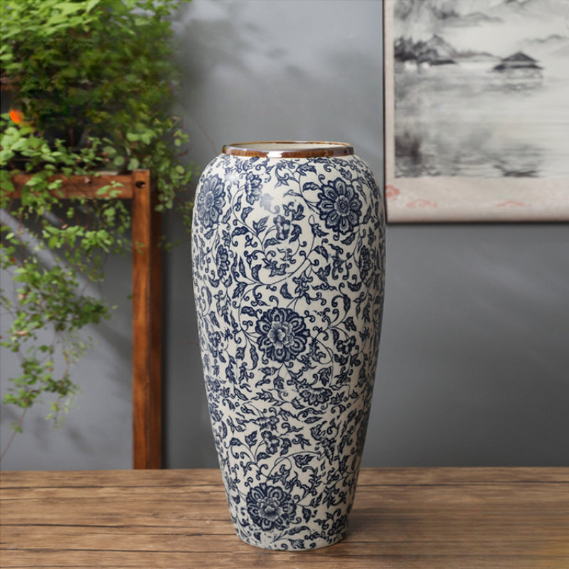 Home decoration vase, Jingdezhen ceramic flower container, modern Chinese-style ceramic vase, retro blue and white entwined lotus vase
