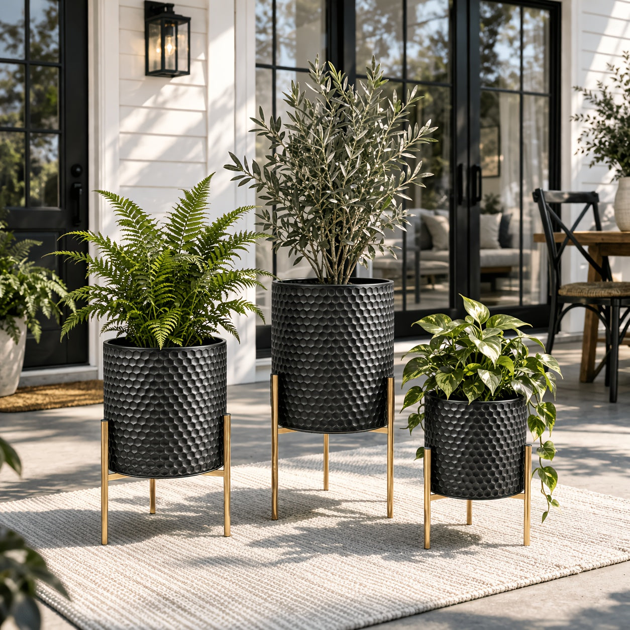 Metal Planter Stand Set Of 3, Indoor Outdoor Plant Stand with Flower Pots, Rust-Resistant Elevated Plant Display for Balcony Patio & Living Room
