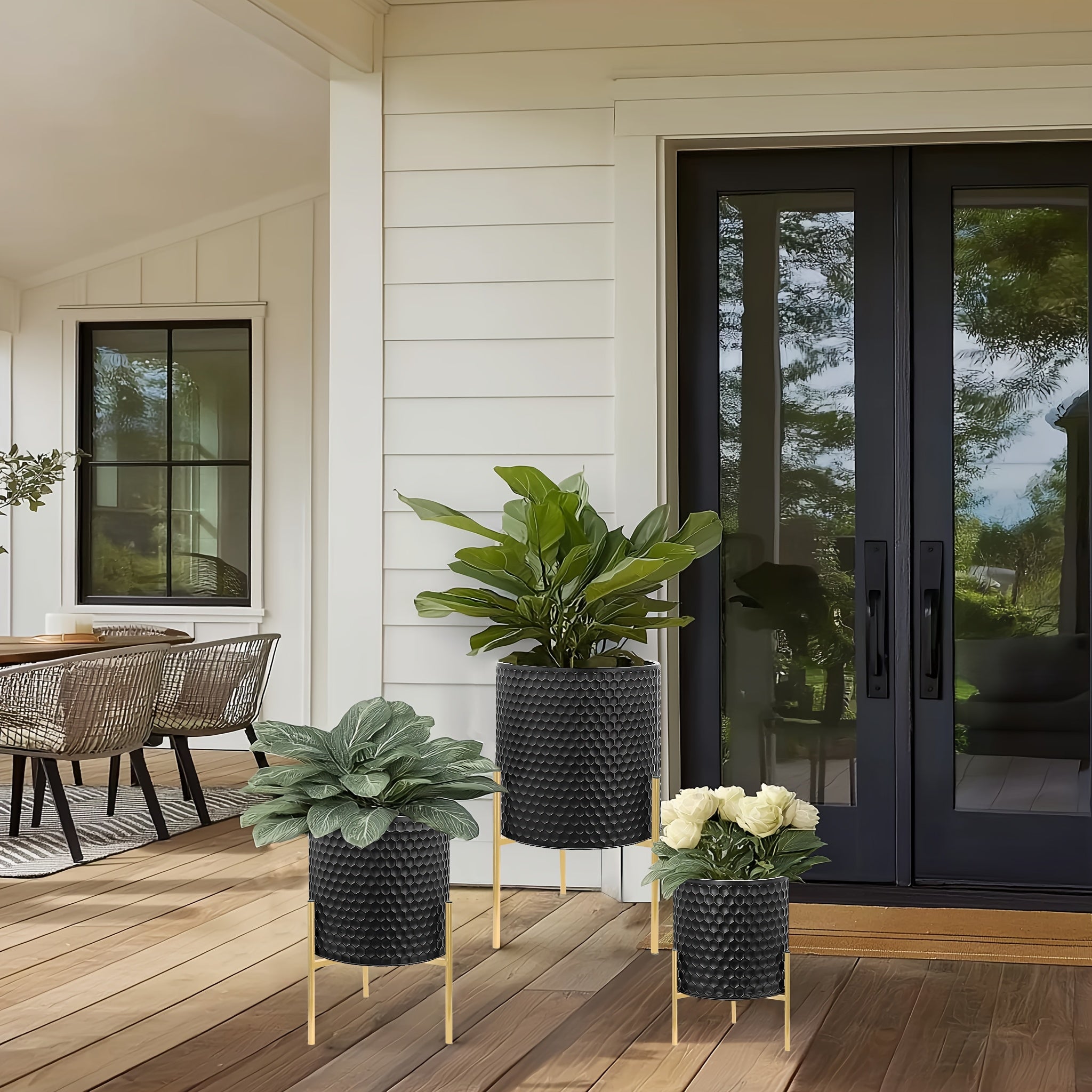 Metal Planter Stand Set Of 3, Indoor Outdoor Plant Stand with Flower Pots, Rust-Resistant Elevated Plant Display for Balcony Patio & Living Room